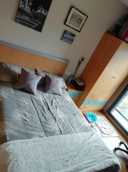 Habitacion En Piso Compartido Cerca De Playa De Samil Vigo Exteriör bild