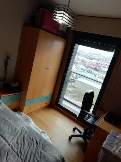 Habitacion En Piso Compartido Cerca De Playa De Samil Vigo Exteriör bild