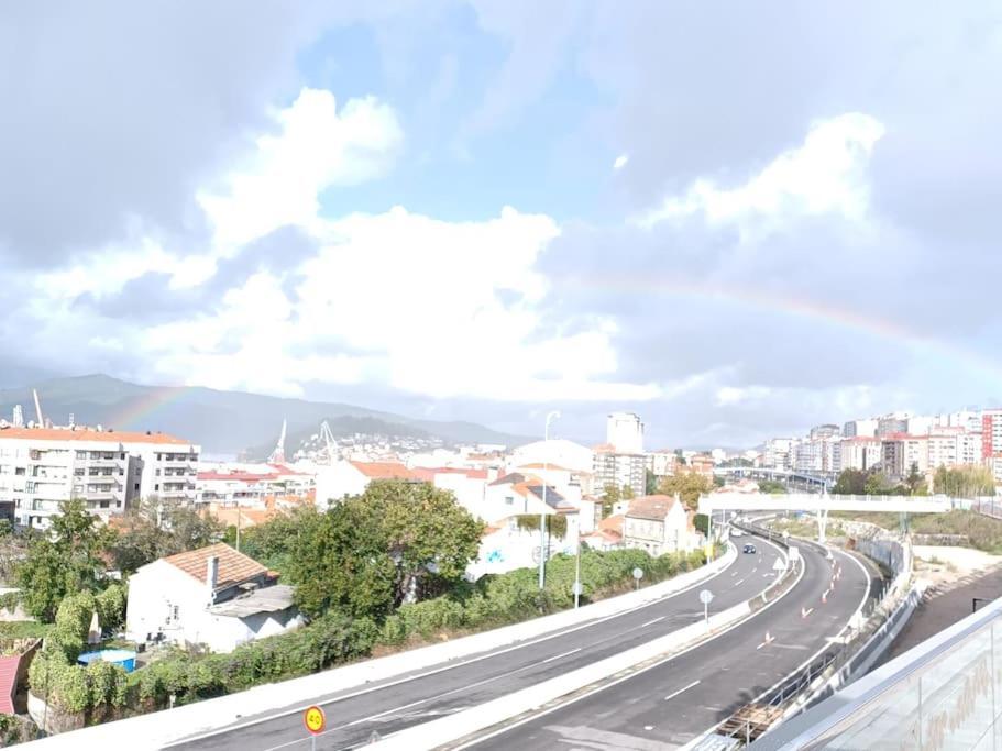 Habitacion En Piso Compartido Cerca De Playa De Samil Vigo Exteriör bild