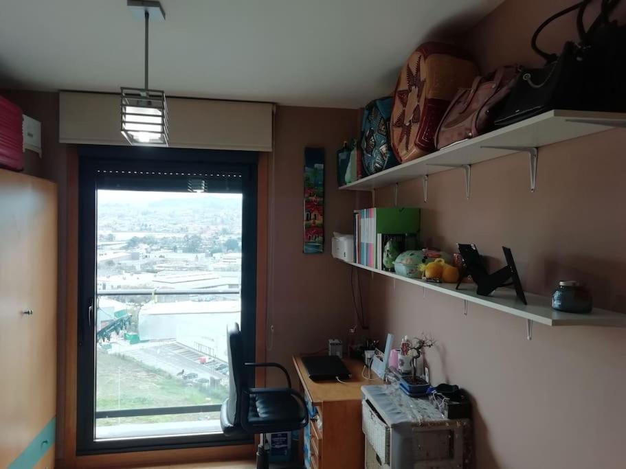 Habitacion En Piso Compartido Cerca De Playa De Samil Vigo Exteriör bild